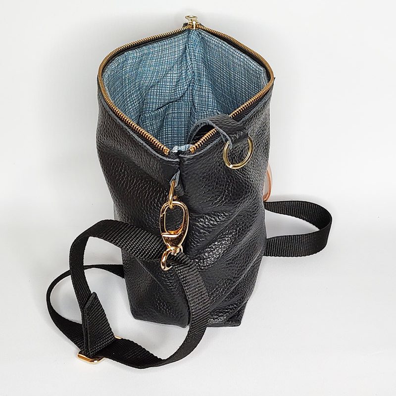 mette-crossover-sort2