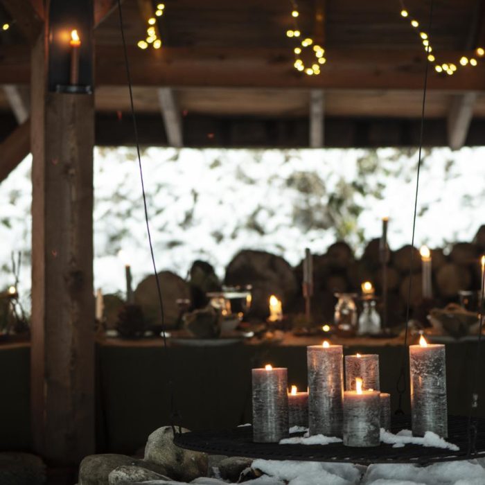 rustiklys-moerkegroen