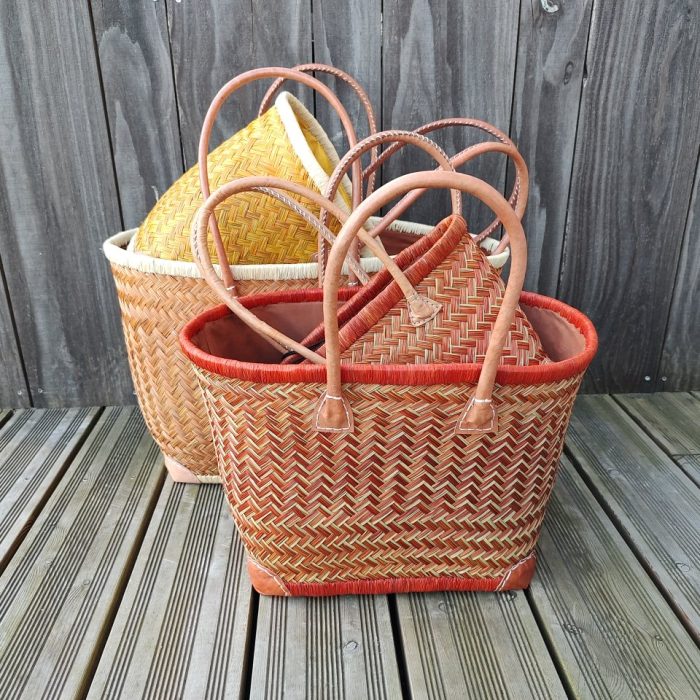 kurv-af-graes-solnedgang