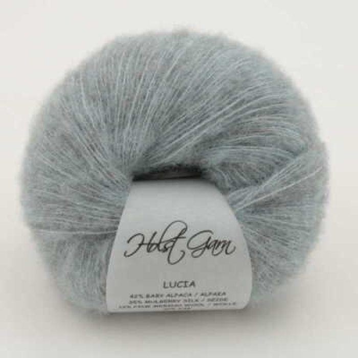 lucia-01-mistral