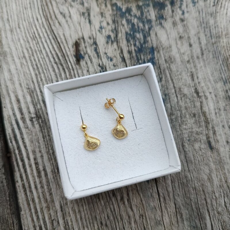 strandskal-oerestikker-forgyldt1