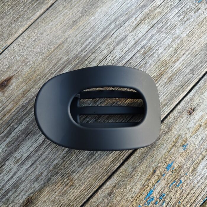 haarklemme-flad-mat-sort-mellem